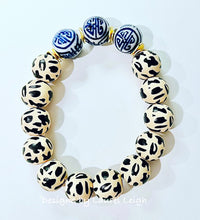 Load image into Gallery viewer, Chinoiserie Leopard Bracelet - Chinoiserie jewelry
