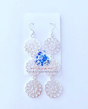Load image into Gallery viewer, Daisy Drop Statement Earrings - Silver - 2 Styles - Ginger jar